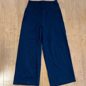 Lululemon Align Super-High-Rise Wide Leg Crop 23" NEW 6 Navy